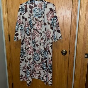 LulaRoe Open‎ Cardigan Shirley Large Floral Size Med Summer nights cover up